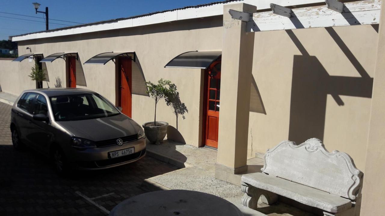 Emampingeni Lodge Bizana 外观 照片