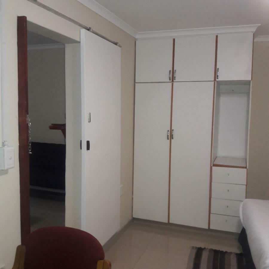 Emampingeni Lodge Bizana 外观 照片